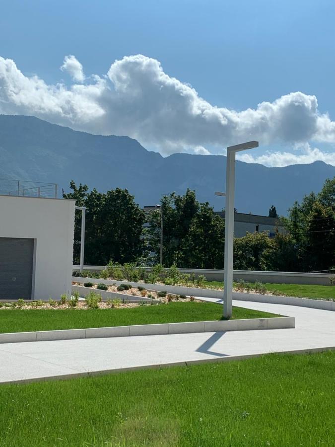 O Pure Apartment Annecy Ngoại thất bức ảnh